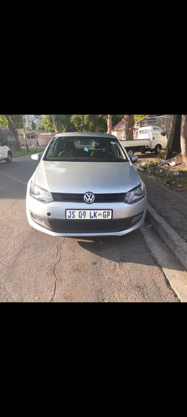 Volkswagen Polo • 2010 • 96,000 km 11