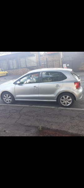 Volkswagen Polo • 2010 • 96,000 km 3