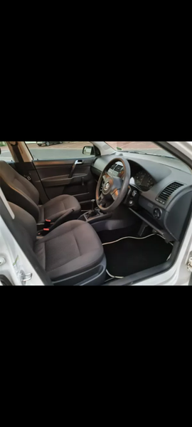 Volkswagen Polo • 2013 • 180,000 km 6