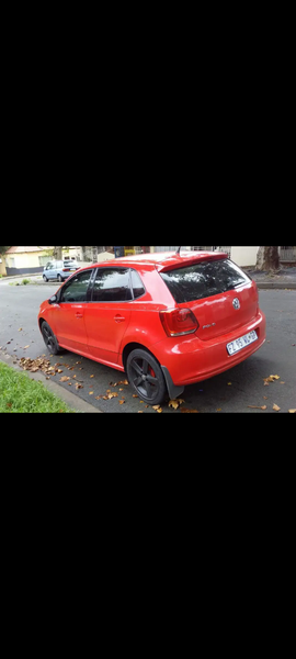 Volkswagen Polo • 2013 • 90,000 km 4