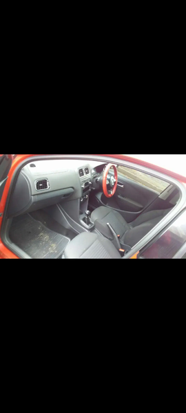 Volkswagen Polo • 2013 • 90,000 km 8