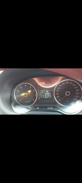 Volkswagen Polo • 2013 • 90,000 km 5