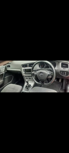 Volkswagen Polo • 2015 • 62,000 km 4