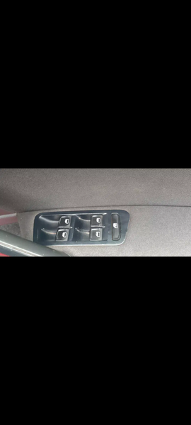 Volkswagen Polo • 2015 • 62,000 km 10