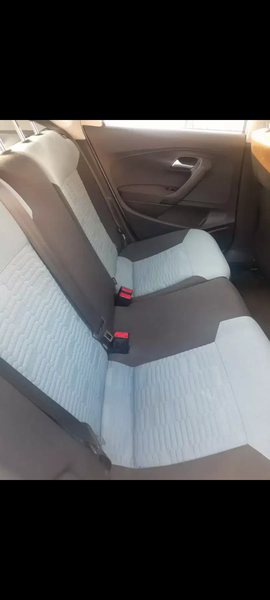 Volkswagen Polo • 2013 • 105,000 km 8