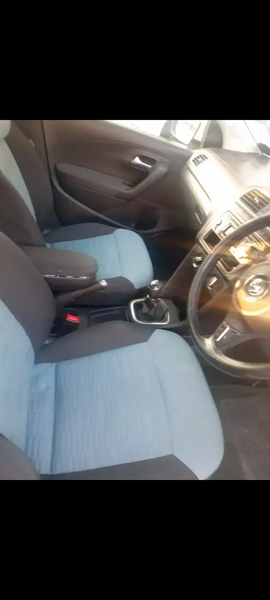 Volkswagen Polo • 2013 • 105,000 km 6