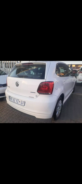 Volkswagen Polo • 2013 • 105,000 km 11