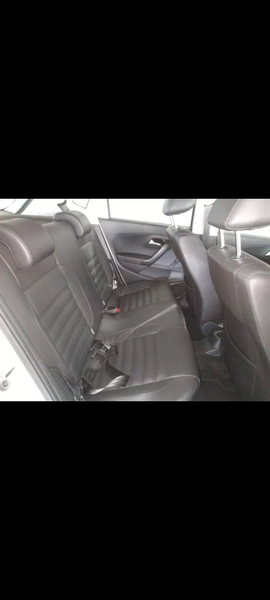 Volkswagen Polo • 2020 • 42,500 km 4