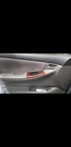 Toyota Corolla • 2008 • 106,000 km 3