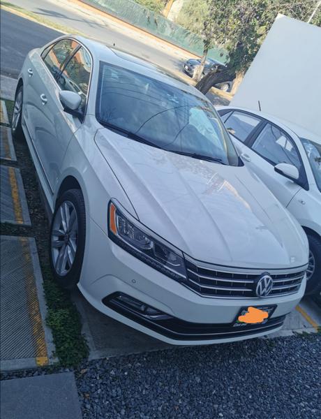 Volkswagen Passat • 2016 • 37,000 km 2