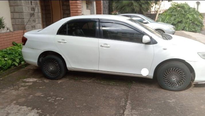 Toyota Corolla • 2009 • 200,000 km 2