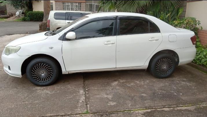 Toyota Corolla • 2009 • 200,000 km 3