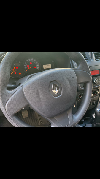 Renault Logan • 2018 • 53,150 km 16