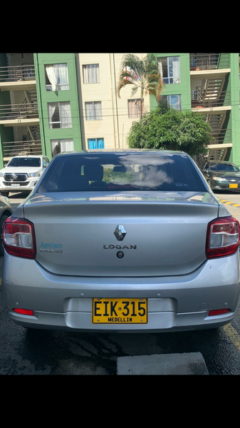 Renault Logan • 2018 • 53,150 km 11