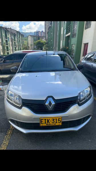 Renault Logan • 2018 • 53,150 km 5