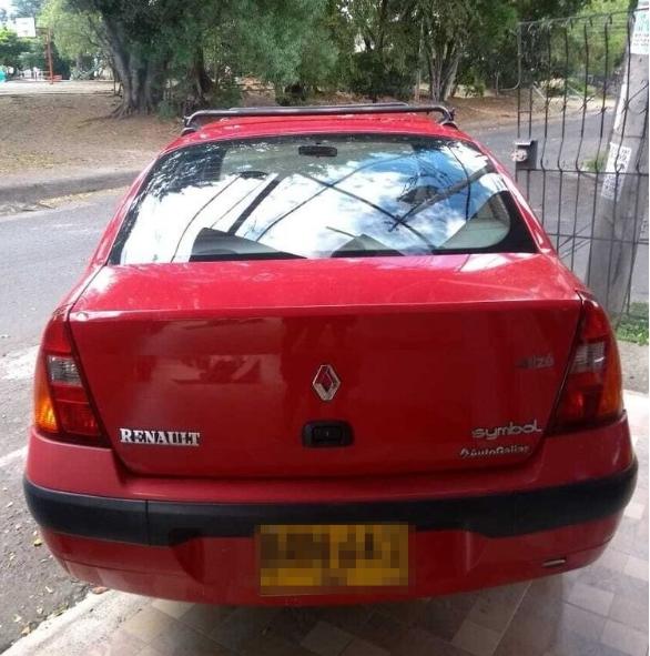 Renault Symbol • 2005 • 138,000 km 2