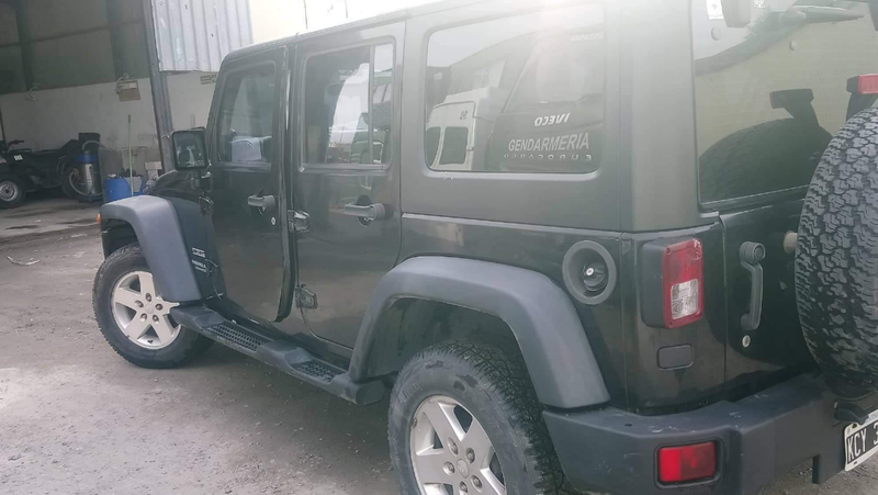Jeep Wrangler • 2011 • 96,000 km 4
