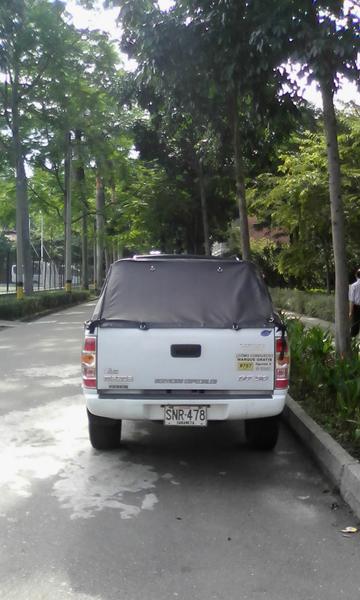 Mazda BT • 2012 • 225,000 km 10