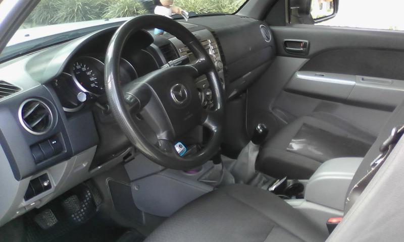Mazda BT • 2012 • 225,000 km 1