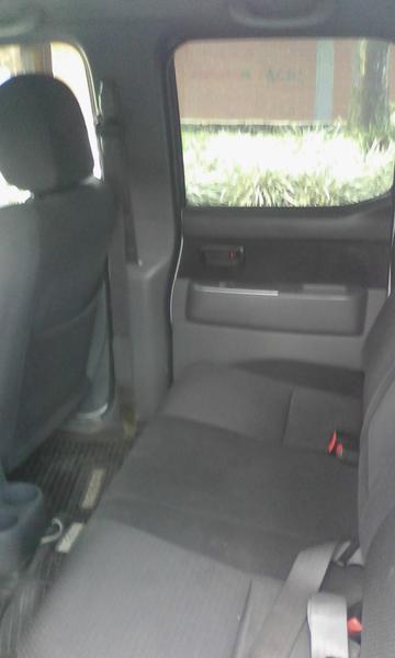 Mazda BT • 2012 • 225,000 km 4