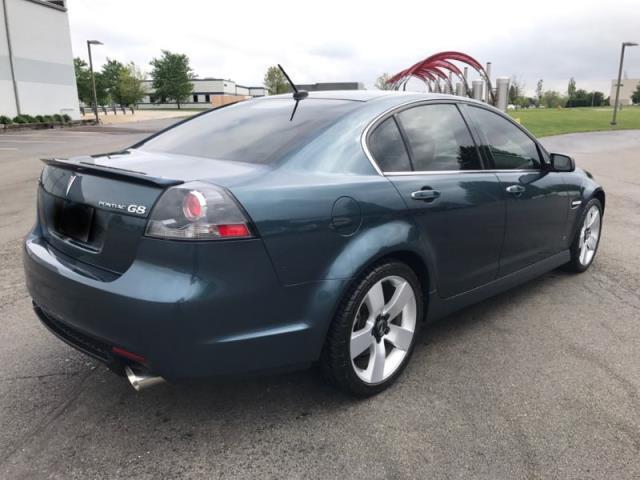 Pontiac G8 • 2009 • 70,800 km 1