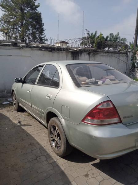 Nissan Sunny • 2005 • 85,000 km 2