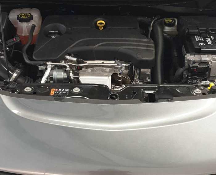 Opel Corsa • 2013 • 145,089 km 10