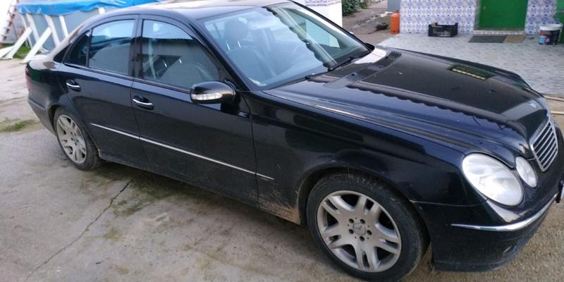 Mercedes-Benz 200 - 300 • 2002 • 323,000 km 1