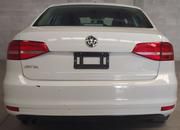 Volkswagen Jetta • 2015 • 99,800 km 2