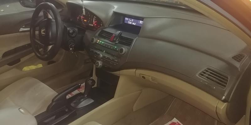 Honda Accord • 2009 • 300,000 km 1