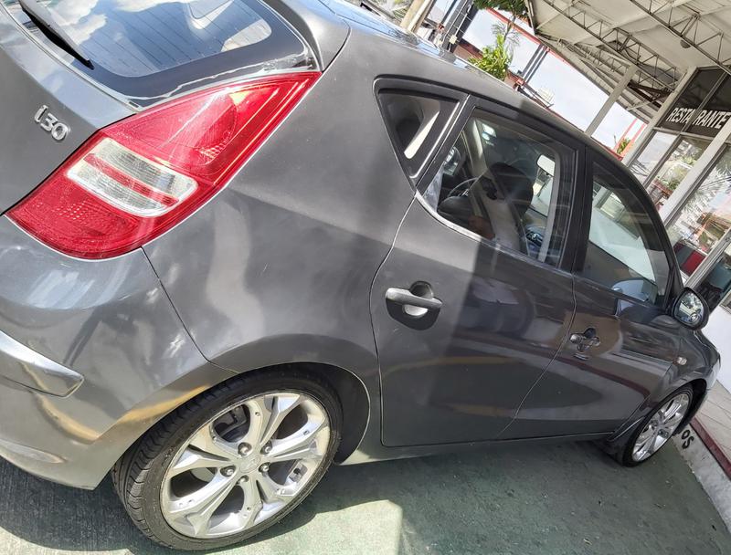 Hyundai i30 • 2010 • 43,436 km 1