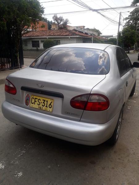 Daewoo Lanos • 1999 • 291,000 km 4