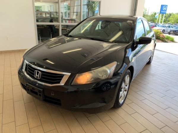 Honda Accord • 2008 • 299,247 km 8