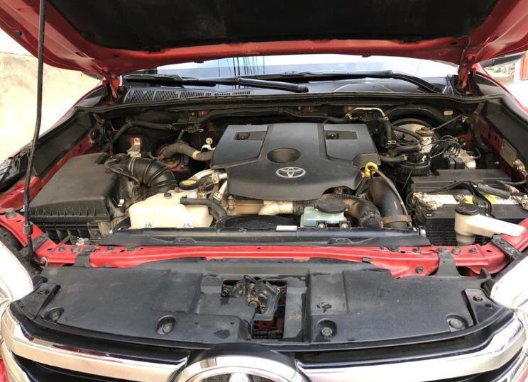 Toyota Hilux • 2017 • 68,000 km 3