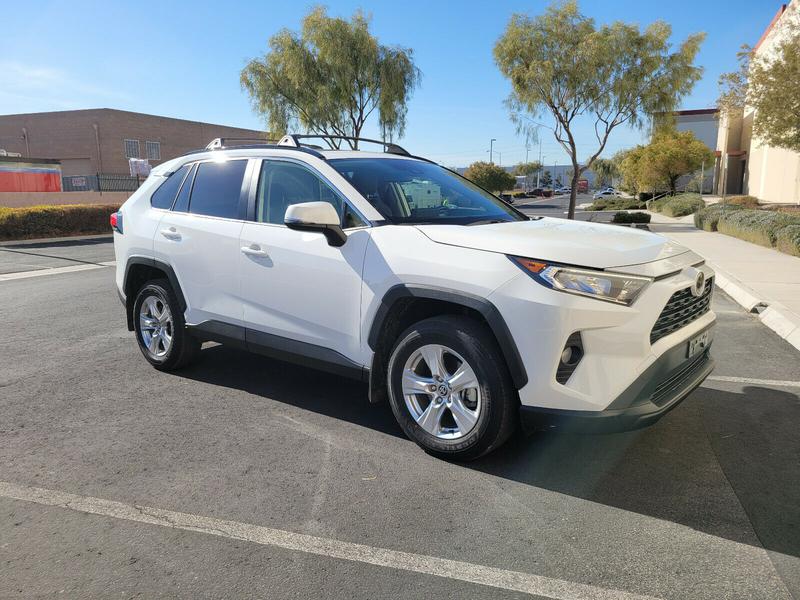 Toyota RAV4 • 2019 • 2,000 km 1