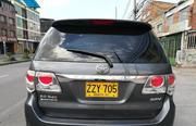 Toyota FJ Cruiser • 2014 • 64,000 km 1