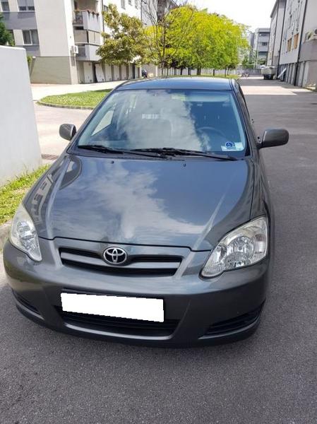 Toyota Corolla • 2005 • 104,000 km 1