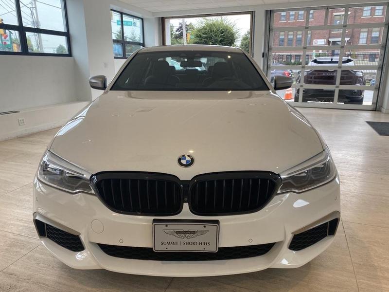 BMW M5 • 2018 • 2,345 km 1