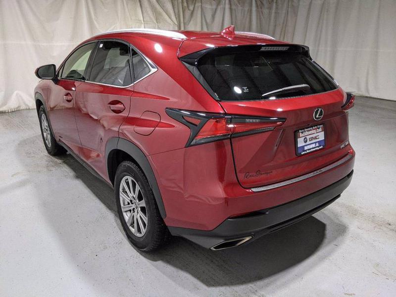 Lexus NX • 2019 • 39,165 km 2