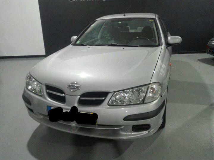 Nissan Almera • 2002 • 200,000 km 1