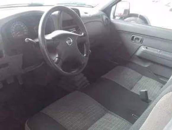 Nissan NP300 Pickup • 2010 • 350,000 km 4