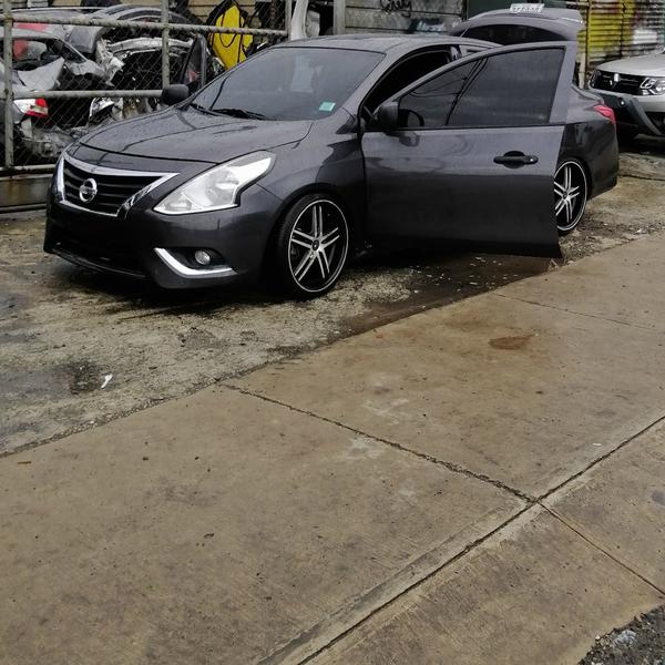 Nissan Versa • 2019 • 35,454 km 1