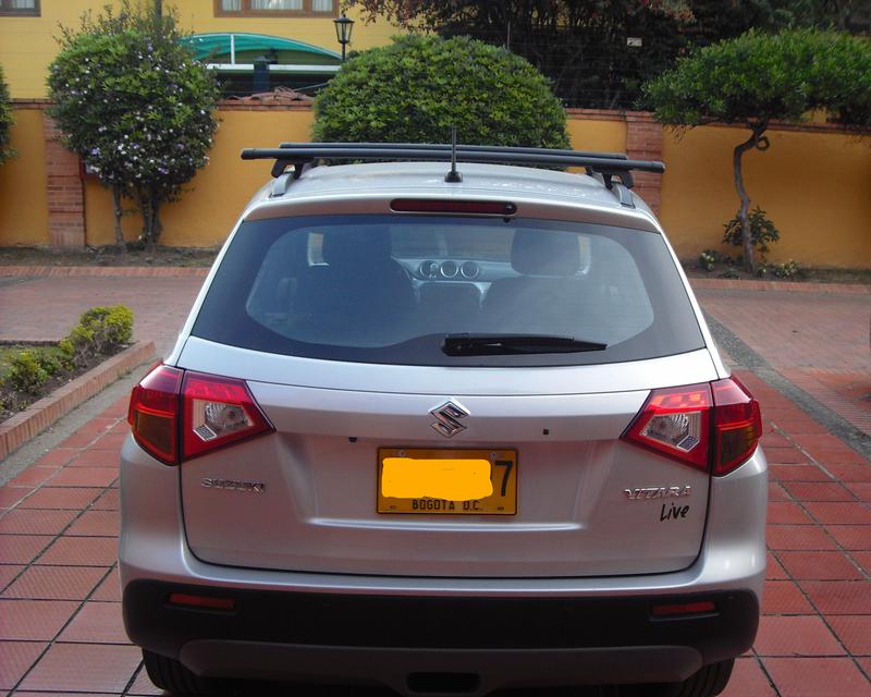 Suzuki Vitara • 2019 • 20,700 km 3