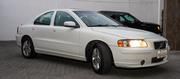Volvo S60 • 2008 • 200,000 km 2