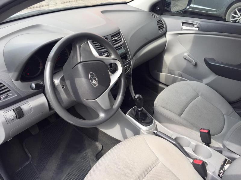 Dodge Attitude • 2013 • 130,000 km 8