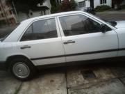 Mercedes-Benz 230 - 300 CE Coupé • 1988 • 183,079 km 2