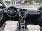 Volkswagen Jetta • 2017 • 66,000 km 4