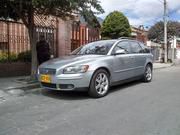Volvo V50 • 2006 • 77,000 km 5