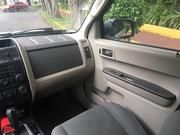Ford Escape • 2009 • 145,000 km 3