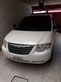 Chrysler Town & Country • 2007 • 166,662 km 9